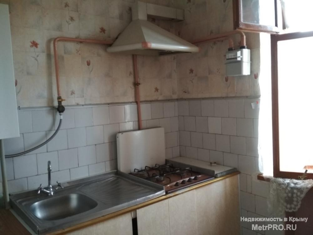 Код объекта 11391333.    Продаётся двухкомнатная квартира 41.5/25.3/5.6 кв. м на втором этаже двухэтажного блочного... - 11