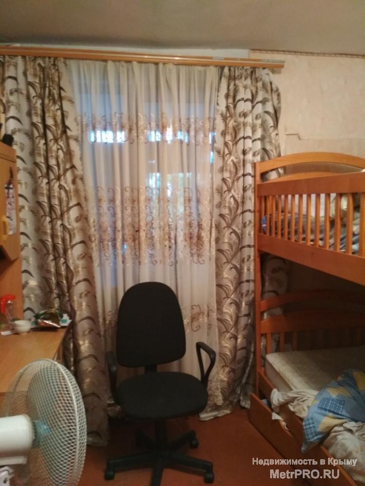 Код объекта 11391312.    Продаётся двухкомнатная квартира 54.5/28/8 кв. м на третьем этаже пятиэтажного блочного дома...
