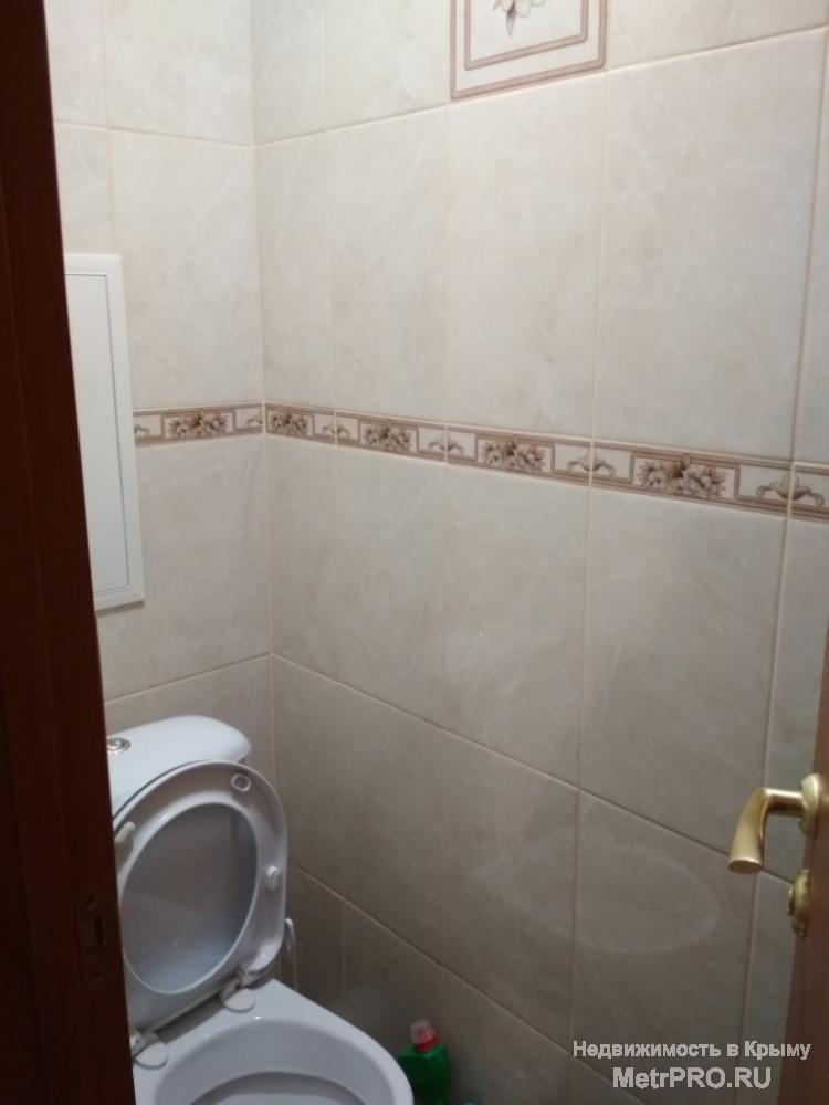 Код объекта 11391312.    Продаётся двухкомнатная квартира 54.5/28/8 кв. м на третьем этаже пятиэтажного блочного дома... - 13