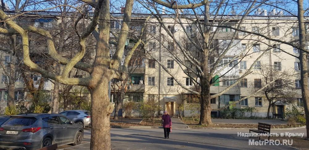 Продам СВОЮ квартиру на Гоголя. Состояние хорошее, просторная комната. До центра города добираться 5 минут. Парковка,... - 2