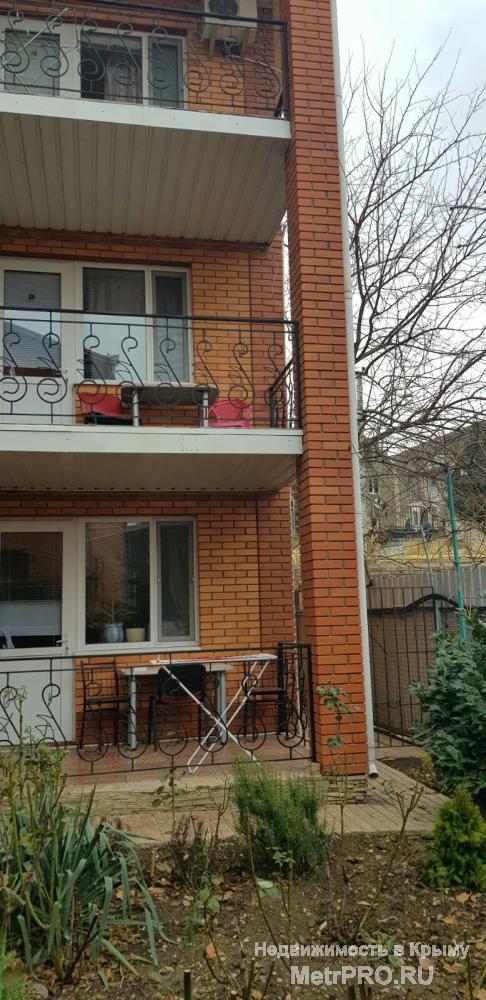 Продам готовый бизнес-гостевой дом в Коктебеле 298 кв.м на участке 824 кв.м. Гостиница расположена в центре... - 18