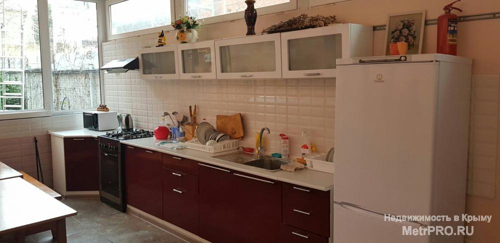 Продам готовый бизнес-гостевой дом в Коктебеле 298 кв.м на участке 824 кв.м. Гостиница расположена в центре... - 21