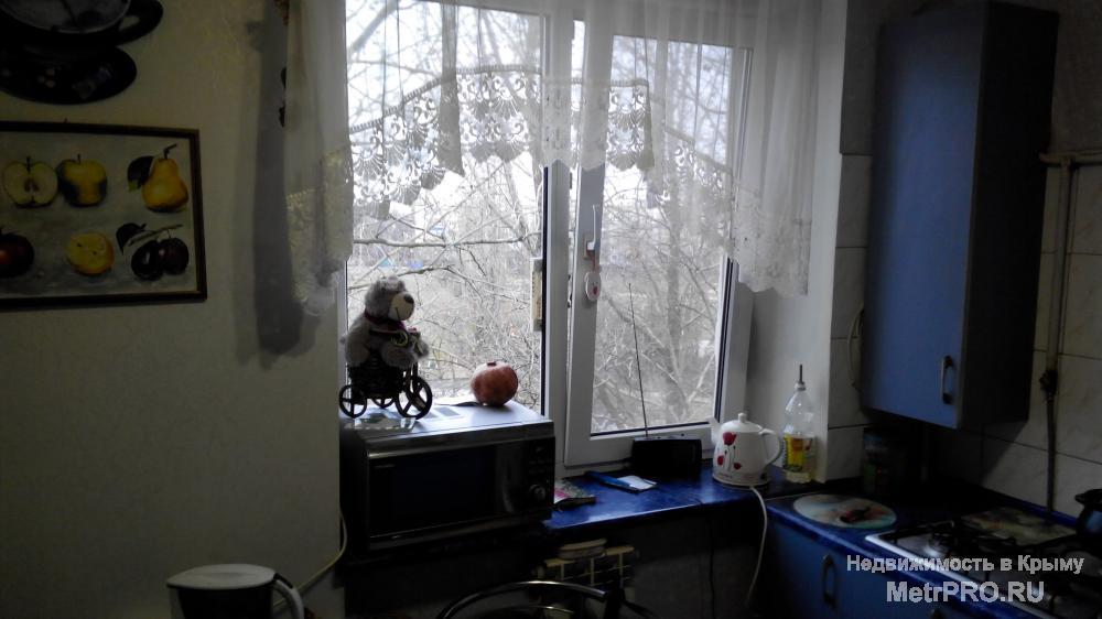 Код объекта 25228266.    Продам двухкомнатную квартиру 43.1/26/6.2 кв. м на пятом этаже пятиэтажного панельного дома... - 9