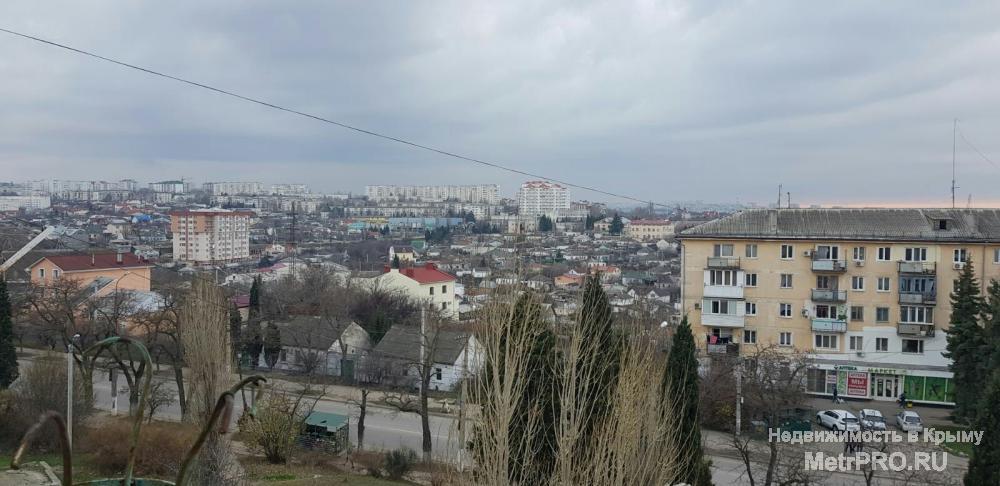 Квартира видовая, в тихом уютном районе! Остановка прям у дома! В пешей доступности магазины, школа, детский сад.... - 5