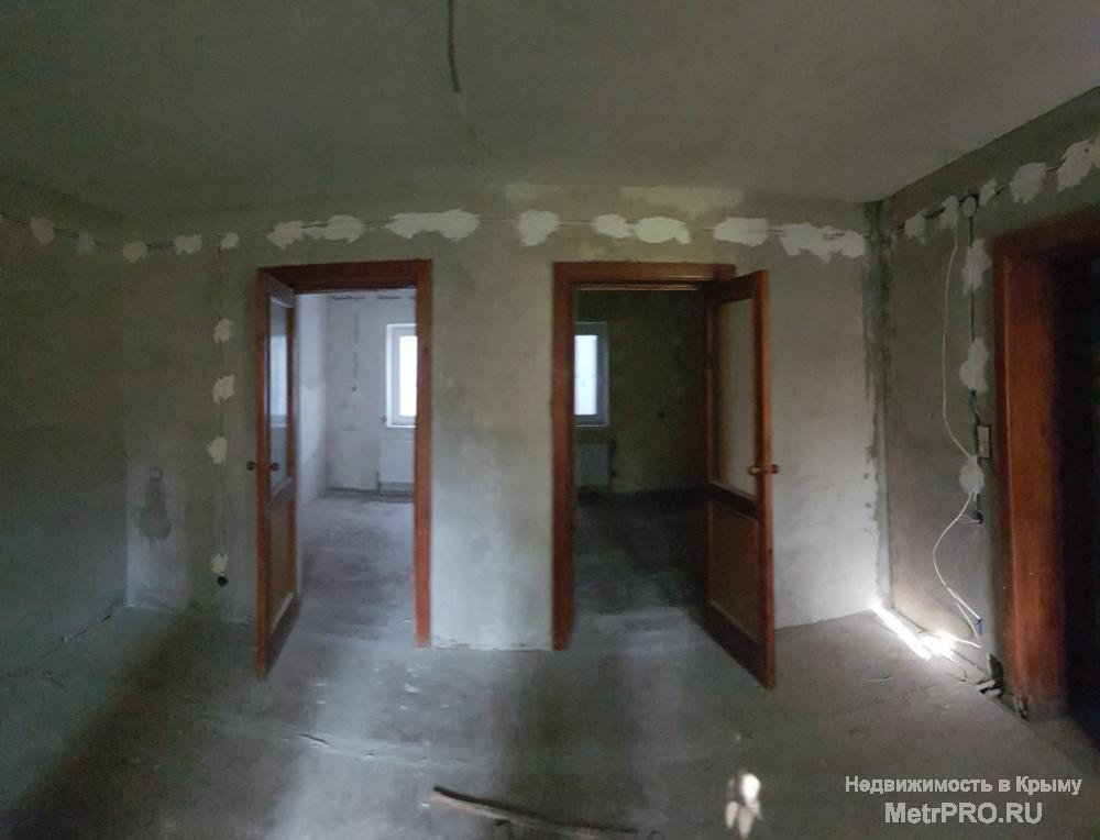 Продам дом в связи с переездом.    Современный дом - коттедж в спальном районе в центра Феодосии в шаговой... - 1