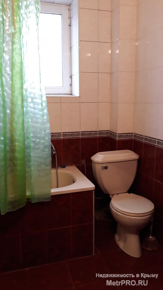 Продам 4к квартира с АГВ + гараж в Центре Севастополь . Дом из ракушка стены в целый камень Общая площадь квартира 89... - 7