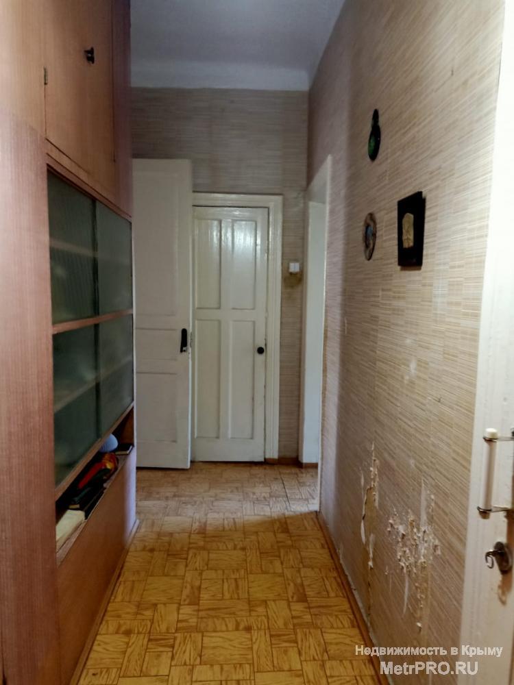 Продам 2к Сталинка в Симферополь район Симашка .Квартира в норм . состояние . Газовая колонка есть. Большая лоджия... - 5