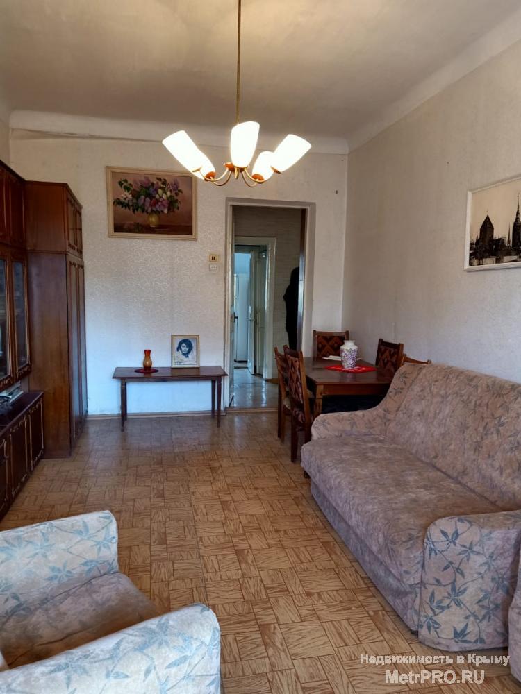 Продам 2к Сталинка в Симферополь район Симашка .Квартира в норм . состояние . Газовая колонка есть. Большая лоджия... - 9