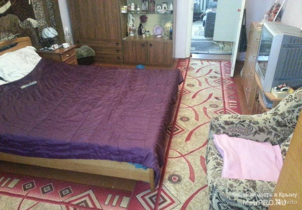 Продам 3 ком квартиру в центре Симферополя! Квартира на земле в районе Гоголя (район ж/д вокзала) Общая площадь 75... - 1
