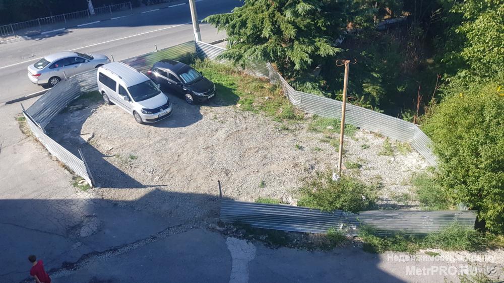Продаю земельный участок под строительство ИЖС в центре города Алушты! 200м от автовокзала в сторону Профессорского...
