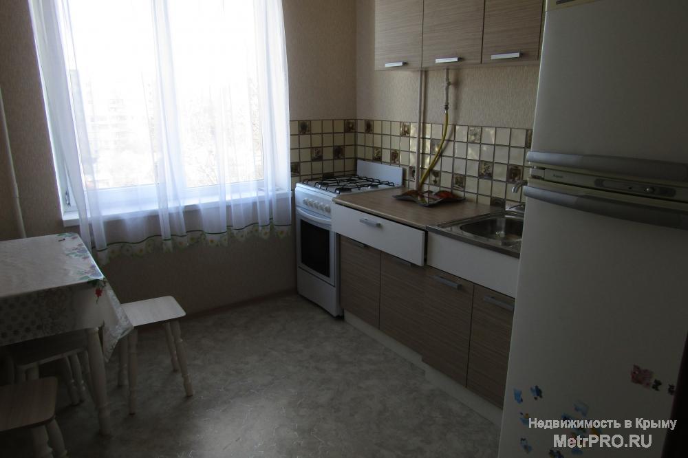Квартира 2 комнатная после ремонта. Общая площадь 54 кв.м., кухня 9  кв.м. расположена  на 8 этаже 9-и этажного... - 4