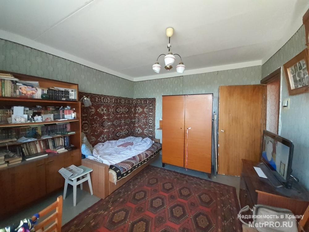 Продам двухкомнатную квартиру 55м2 на 4 этаже девятиэтажного дома на улице генерала Мельника. Квартира удобной... - 2