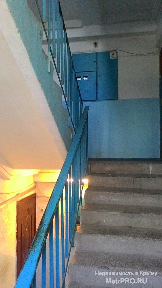 Продается  3-комнатная квартира улучшенной планировки («чешка») в Бухте Казачьей,9.  Расположена на 2-м этаже 5-ти... - 9