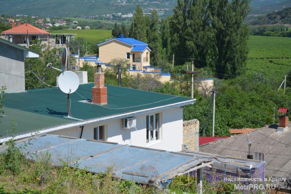 КУПИТЬ ДОМ В АЛУШТЕ ВЫГОДНО и без РИСКА!     	Продается капитальный жилой дом 81 кв.м 2 этажа, 2 км 15-20 мин ходьбы... - 1