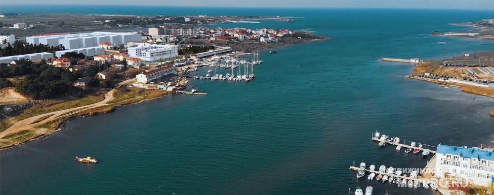 Предлагаю к покупке квартиры у моря в новом жилом комплексе. До пляжа 3-5 минут ходьбы. Тихий, солнечный район у... - 12