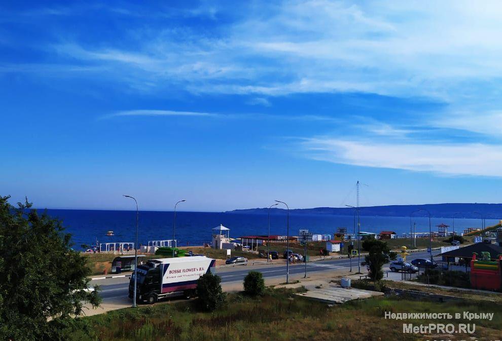 Отдых в Крыму на самом берегу моря!  Новый гостевой дом «YALOS» на через дорогу от песчаного пляжа. Все номера с... - 2