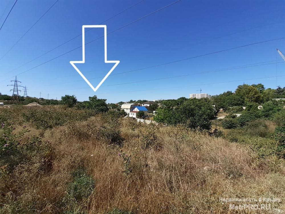 Продам участок возле улицы Шабалина (80м), 5.5 соток. Свет, вода постоянные, доступны к подключению. Недалеко... - 1