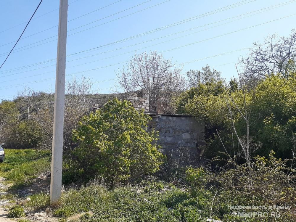 Продам участок возле улицы Шабалина (80м), 5.5 соток. Свет, вода постоянные, доступны к подключению. Недалеко... - 5