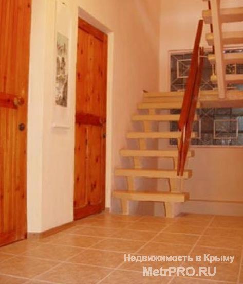 В продаже частный трехэтажный коттедж/ минигостиница на берегу моря, между мысом Лермонтова и мысом Фиолент в... - 18