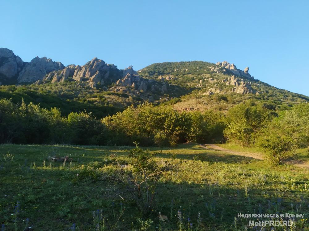 Продается земельный участок в г. Алушта, с. Лучистое площадью 6,5 соток. С участка открывается прекрасный вид на... - 2