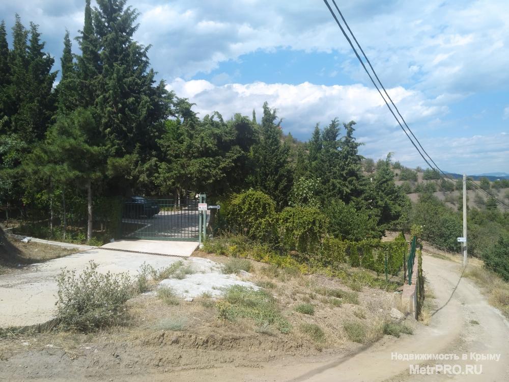 Продается земельный участок 10 соток ИЖС в г. Алушта, мкр. Дельфин. Участок расположен в 120-ти метрах от моря, ниже... - 3