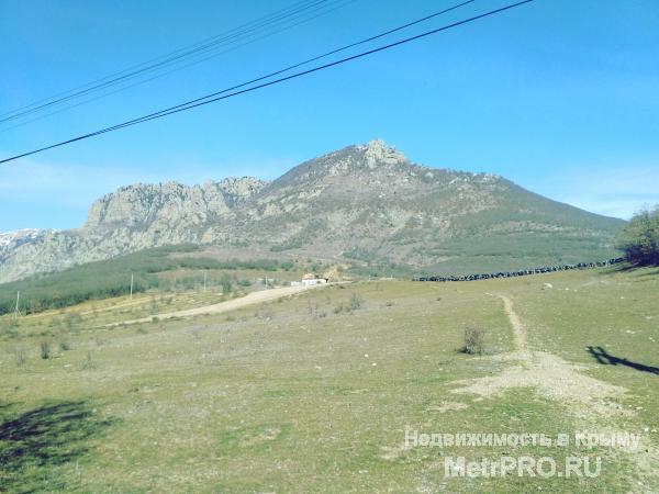 Продаётся участок 10 соток (ИЖС) в г. Алушта, с. Лучистое. Прекрасная панорама на 360 градусов, не перекрываемый вид...