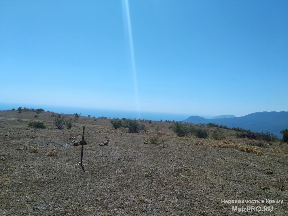 Продаётся земельный участок в г. Алушта, с. Лучистое площадью 60 соток. Участок расположен у подножия горы Демерджи,... - 2