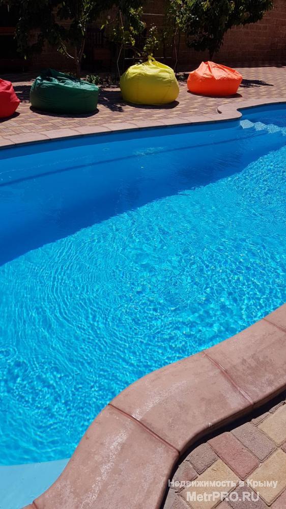 Продам 3х этажный  дом с видом на море в Пригороде Евпатории Заозерном, Песчанка.  Общая площадь дома 162м2, кухня... - 18