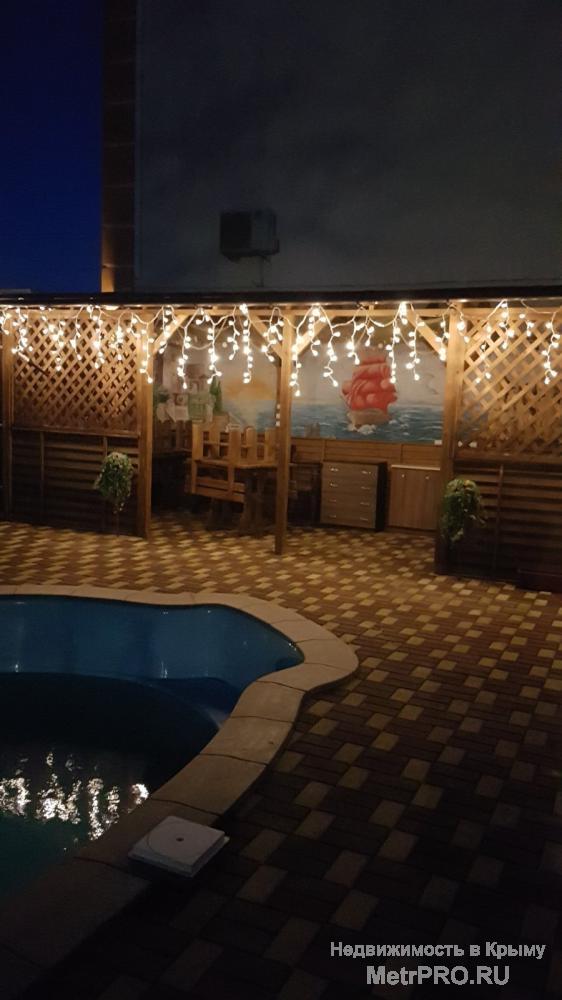 Продам 3х этажный  дом с видом на море в Пригороде Евпатории Заозерном, Песчанка.  Общая площадь дома 162м2, кухня... - 20
