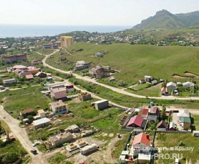 Продам видовой участок под ИЖС 8 соток, в Коктебеле. До моря 700 м, рядом свет, вода. С участка открывается красивый...