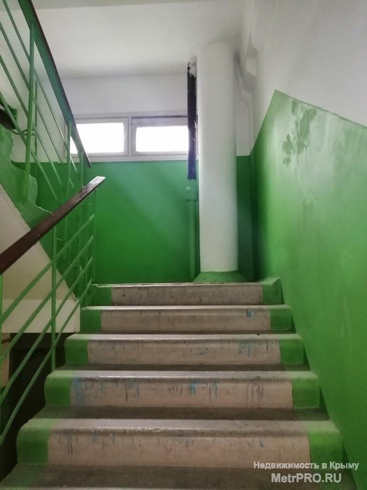 Продам двухкомнатную квартиру улучшенной серии. По адресу Севастополь Сталинграда 42. Этаж не крайний. 8/9 этажа....