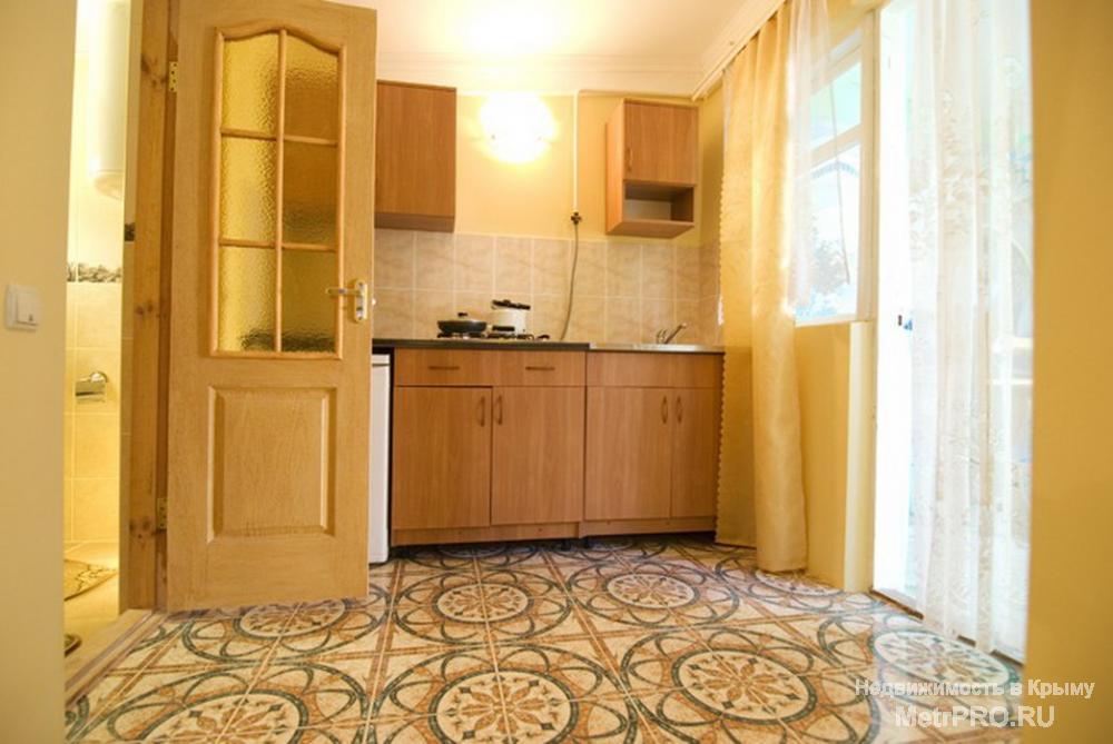 Сдаю отдельный номер с кухней  в Крыму.  Отдельный номер с кухней для отдыха на море в Крыму № 5  .  Крым. Отдых  в... - 2