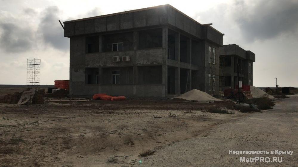 Участок 9 соток в коттеджном поселке под Феодосией    На самом берегу Азовского моря, в 25 км  от Феодосии, в поселке... - 4