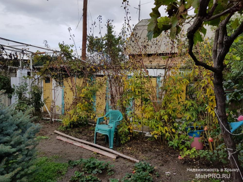 Продам два отдельных, жилых дома в городе Феодосия, по ул. Дружбы. Общей площадью 95 м.кв., летняя кухня 42 м.кв.,... - 12