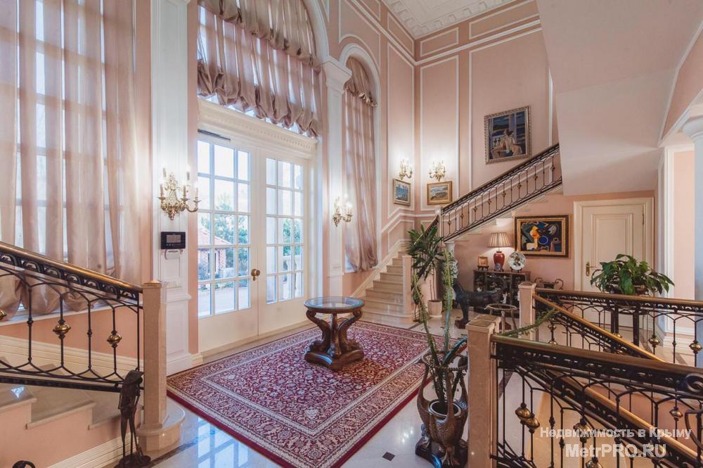 Продается вилла в Форосе, на берегу моря 4-этажный дом 1265 м² (экспериментальные материалы) на участке 17.4 сот., в... - 16