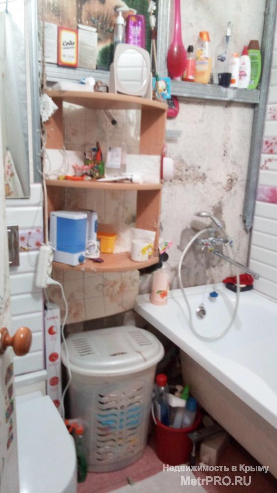 Продам однокомнатную квартиру общая площадь 33 кв.м.,жилая 17.1 кв.м,кухня 6.3 кв.м. с не застекленным балконом,в... - 6