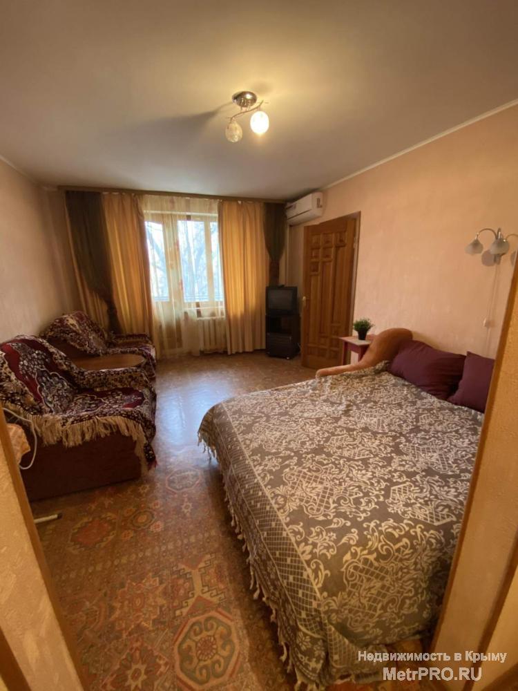 Сдам посуточно 1-комн.кв. 32 м2.  Сдается 1-комн. квартира свободной планировки посуточно, район Ленинский, площадью...