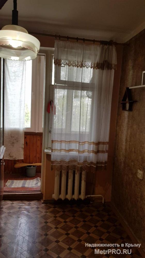 Продается теплая (середина дома) 2-х комнатная квартира (ЧШ -чешский проект). Комнаты изолированные. Расположение:... - 9