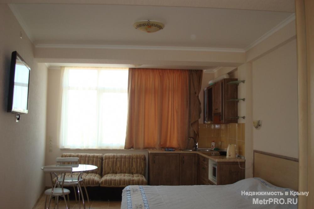 Сдам 1-комнатную комфортную квартиру для отдыха  в Ялте!     Здоровый отдых для 2-4 человек. Квартира в новом доме.... - 5