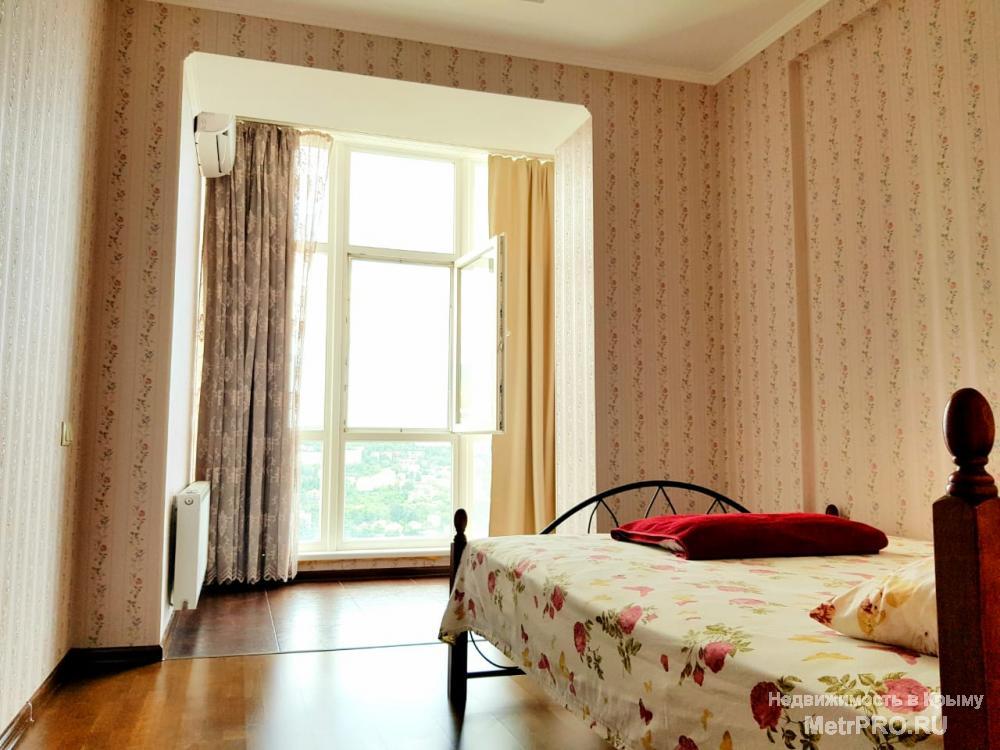 Продаю свою шикарную 2 комн. квартиру, площадью 61 кв.м.  Жилая площадь 31 кв.м, кухня 17 кв.м.  Состоит из... - 1