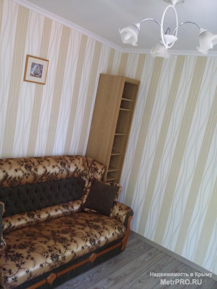 В районе Воронцовского парка в Алупке сдаю три изолированные комнаты 'под ключ' для 1-4 чел., также отдельно стоящий... - 1