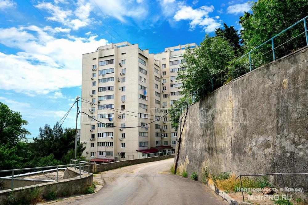 Продается 3х комнатная уютная квартира с ремонтом, в одном из лучших сейсмоусточивых домов в центре поселка, 250... - 12