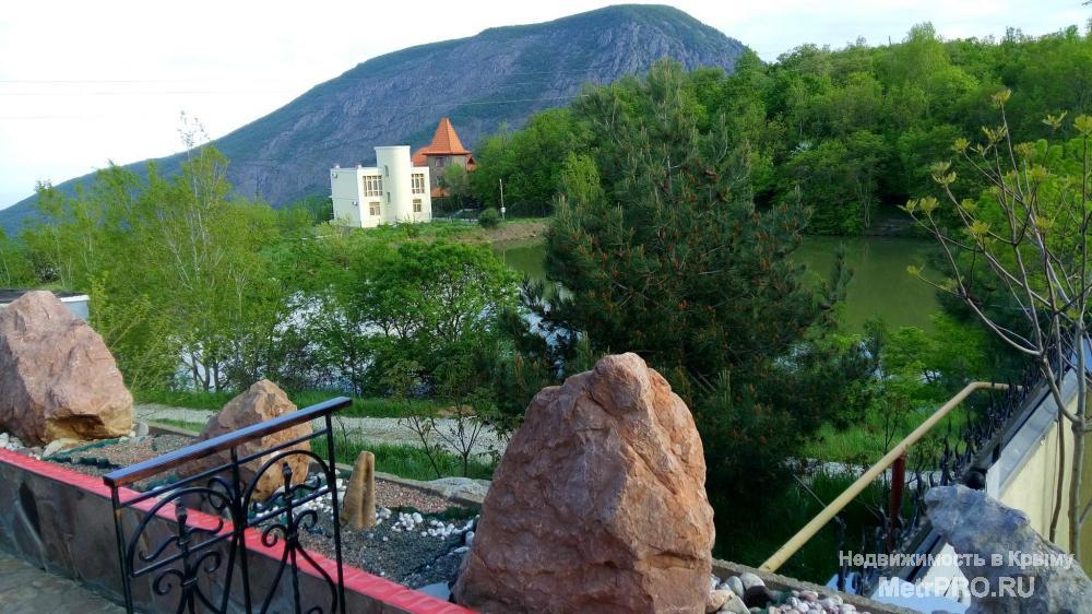 Продается загородный дом 300 м2 на участке 15 сот в к/п Лавровое. Дом из кирпича, 2000 г. постройки. Расположение:... - 8