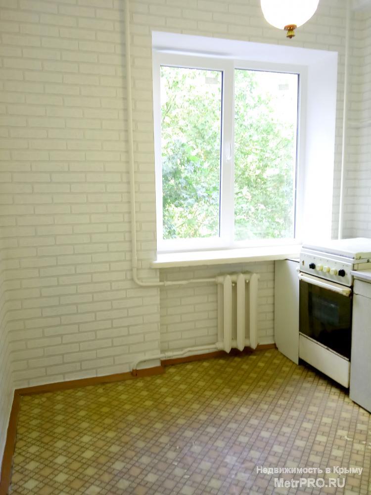 Собственник! Продаю квартиру без  посредников. Блочный дом. Отличное расположение: 3-ий этаж, подъезд в середине... - 3