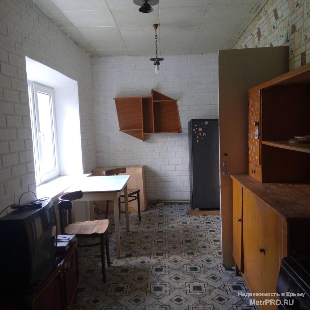 Дом в Гвардейском из ракушки, с газовым отоплением. В доме 3 комнаты, кухня, сан узел. Участок 10 соток. На участке...