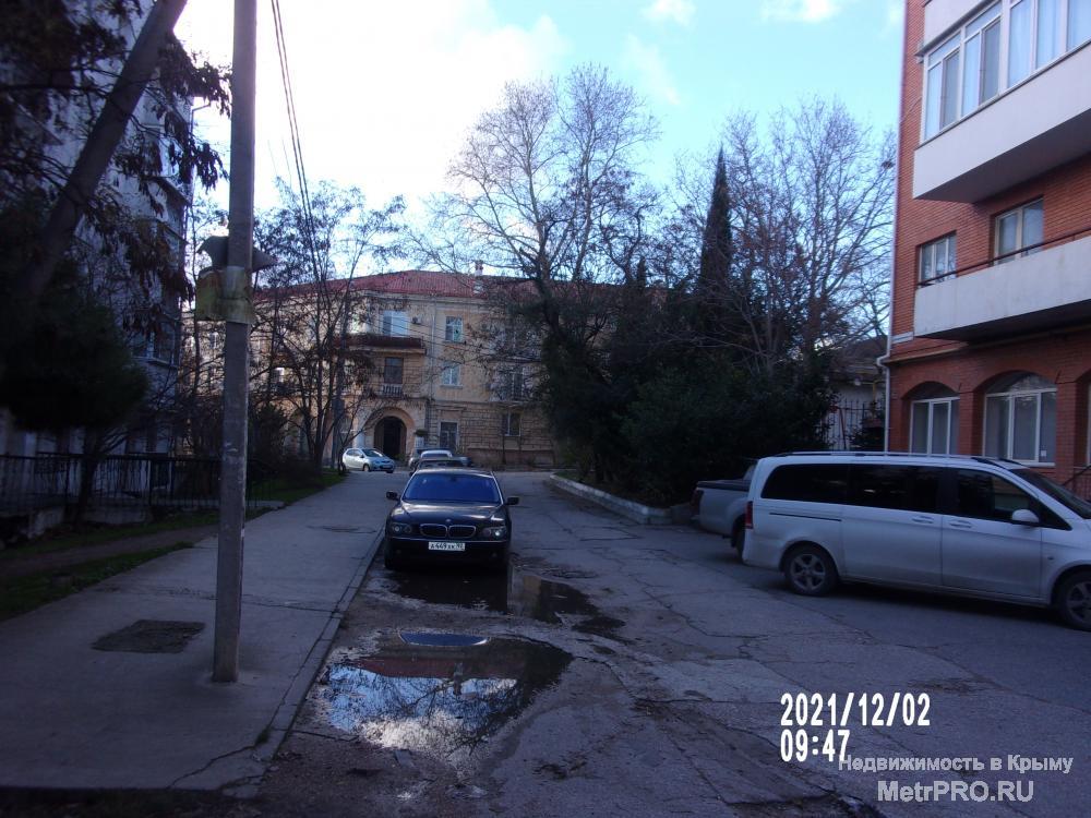 Продам помещение склада 204,5 кв.м. + по ул. Коммунистическая 4А.   Помещение в собственности с 2002  года....