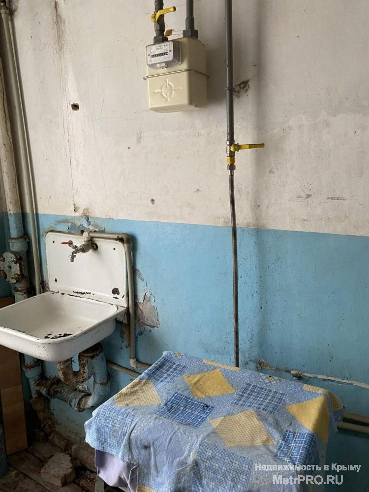 Продаётся большая просторная Комната 19.4 кВ в трехкомнатной квартире в Инкермане, Комната очень тёплая, центральное... - 5