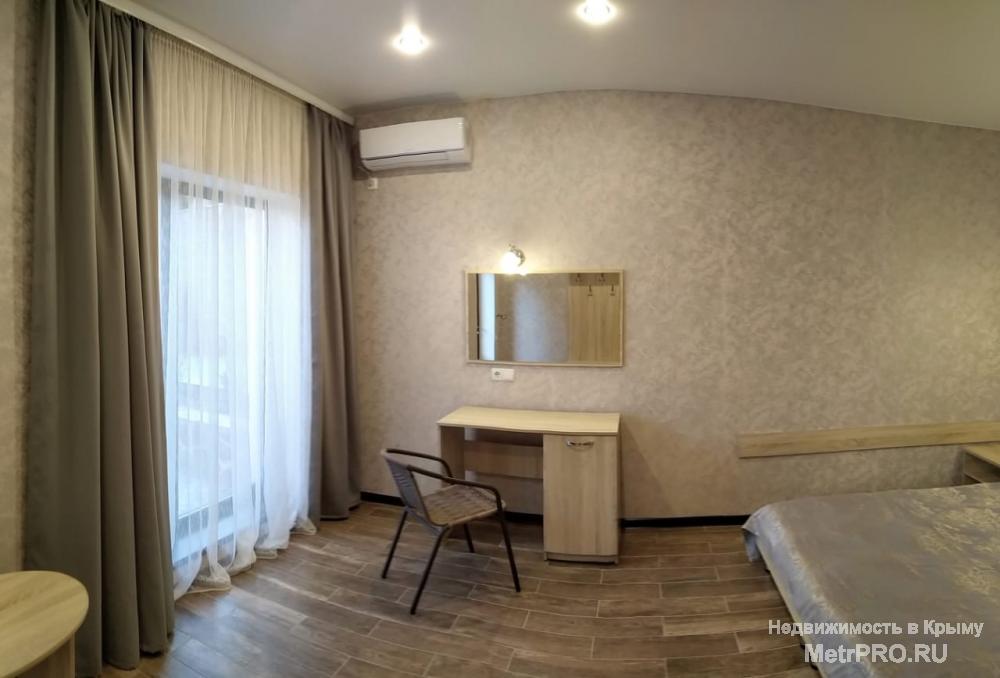 Добро пожаловать в наш гостевой дом - 120 м кв., расположен в тихом центре Севастополя. К Вашим услугам 4 уютных... - 2