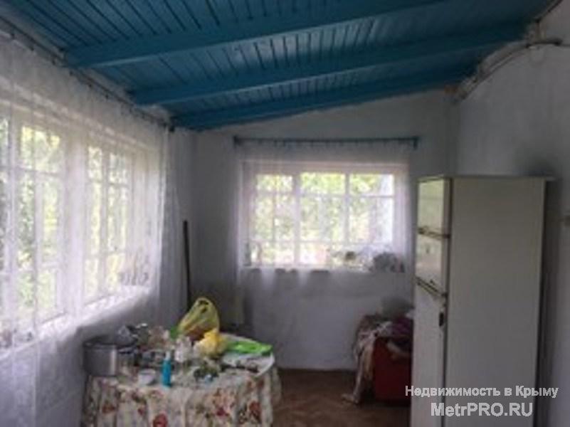 Продам в г. Бахчисарае дом-ч (1/2 часть) общей площадью 45,2 квадратных метров. В доме три комнаты, кухня. Во дворе... - 11