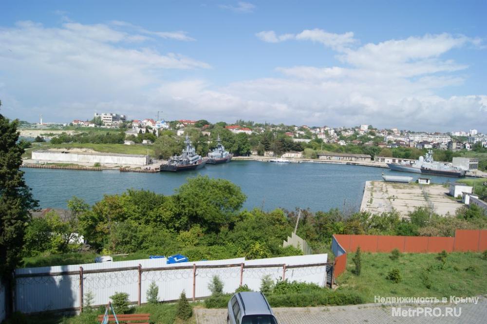 Продам шикарную, видовую евродвушку в клубном доме , в Гагаринском районе.  Большие просторные комнаты  Шикарный вид... - 9